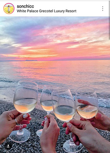 idee fotografiche estive per il vino di mare instagram